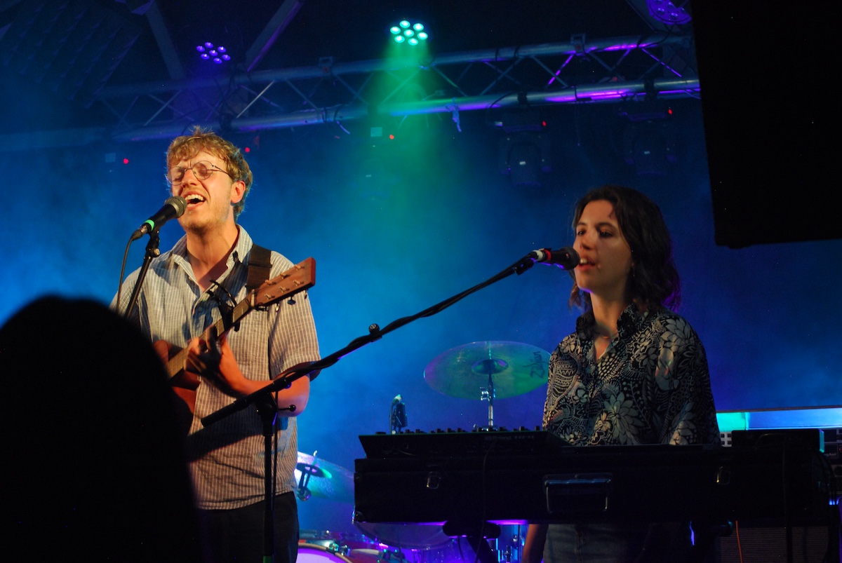 Ed and Em of Heavy friends on stage